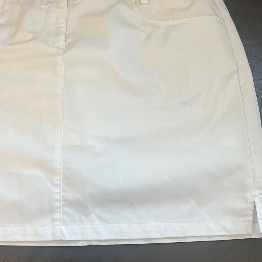 Adidas Women's White Clima Cool skort - Classic Clean Look size 8 - Picture 5 of 14